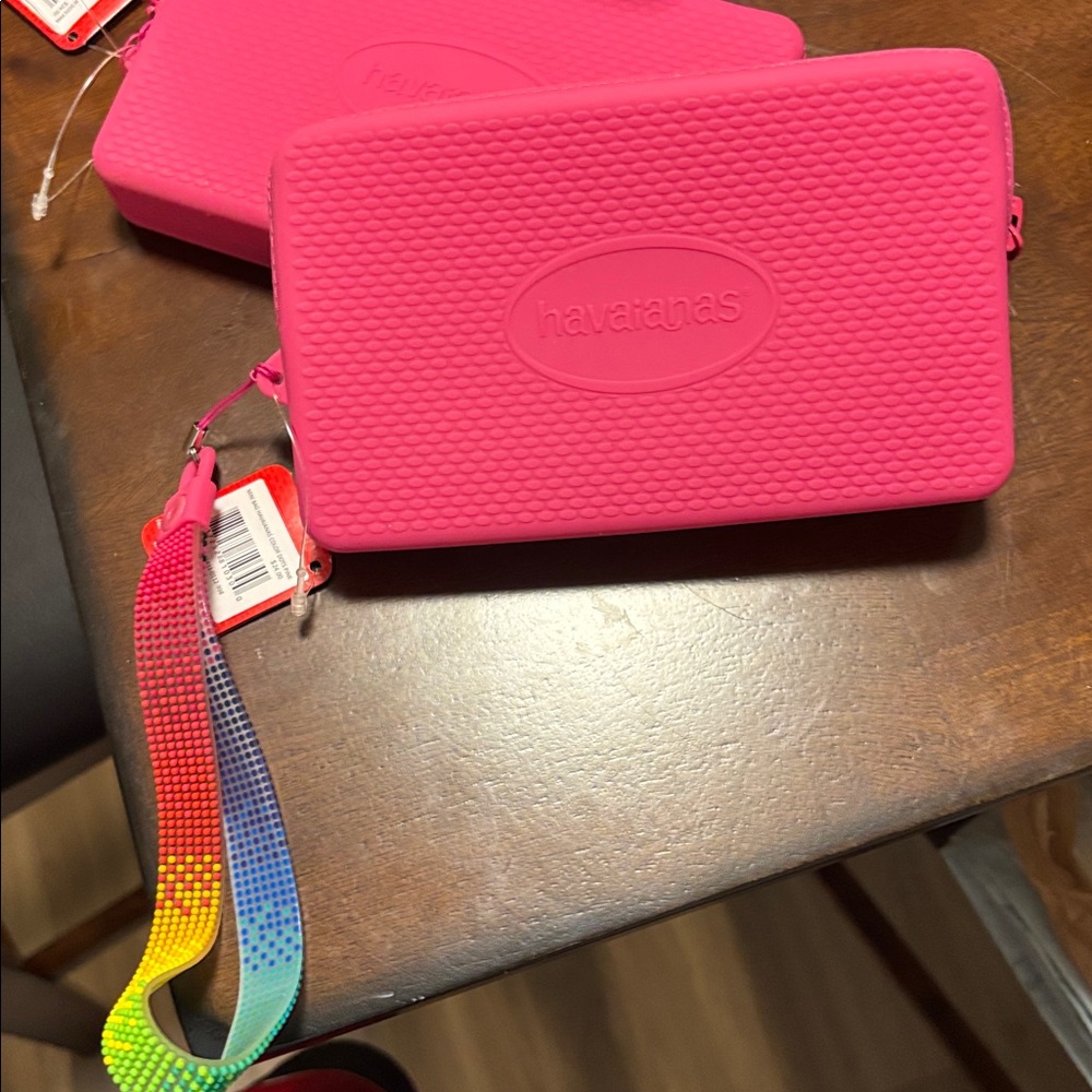 Havaianas Fuchsia Wristlet with Multicolor Strap